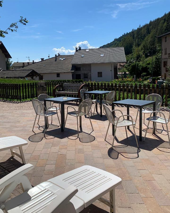 La Locanda Di Geppetto Bedollo Eksteriør billede