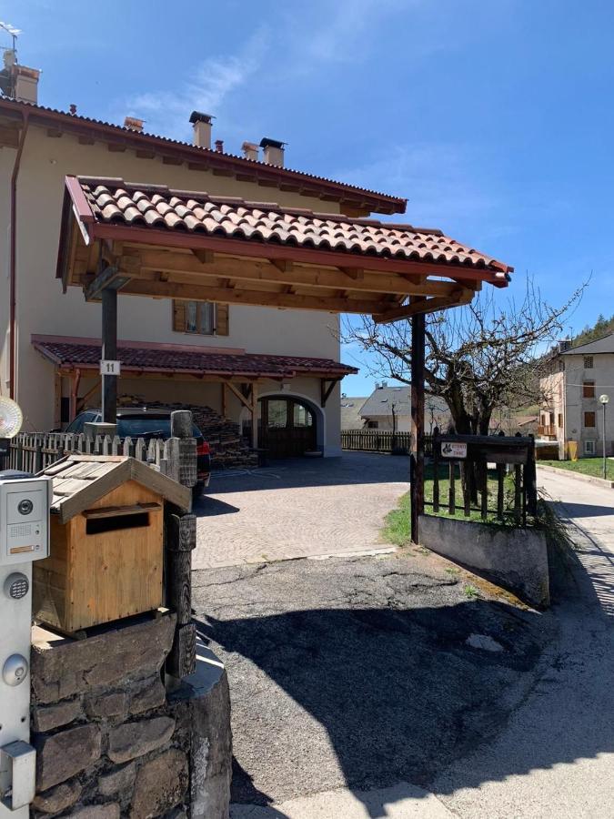 La Locanda Di Geppetto Bedollo Eksteriør billede