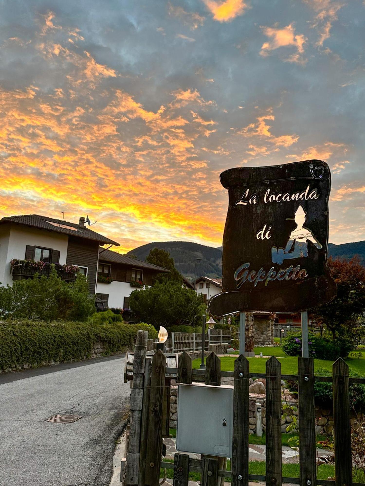 La Locanda Di Geppetto Bedollo Eksteriør billede